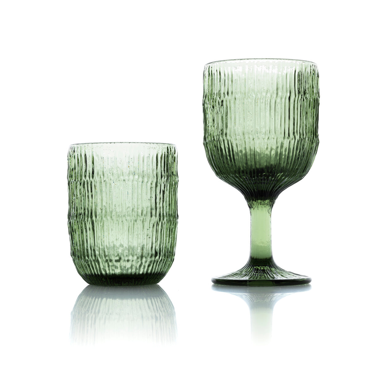 The Moss Ripple Water Glass - Green - Image 3