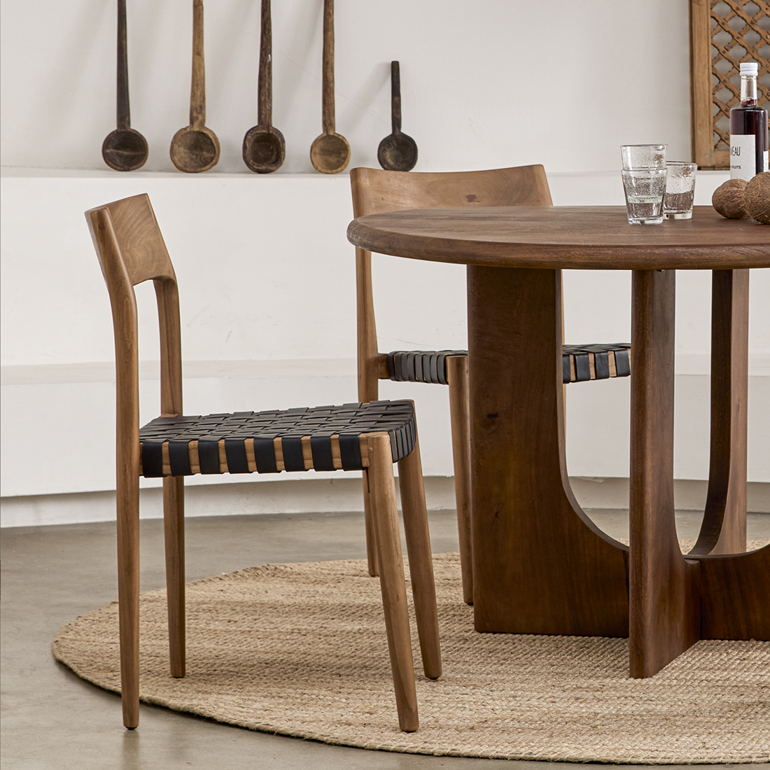 Freya teak dining chair with leather - Black (set of 2) - Image 2