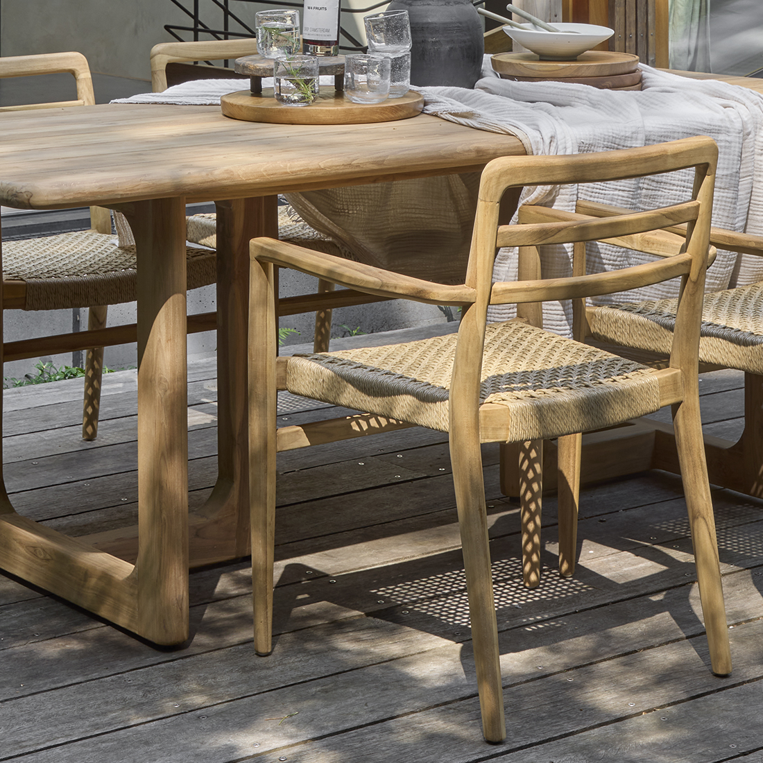 Verano teak garden chair with armrests - Natural (set of 2) - Image 5